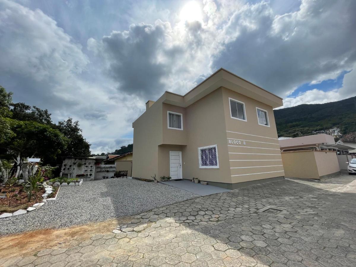 Apartamento Jardim Da Vovó!
